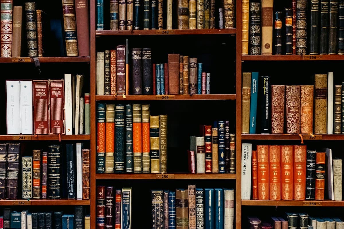 Additional stock photo of typical estate-sale inventory